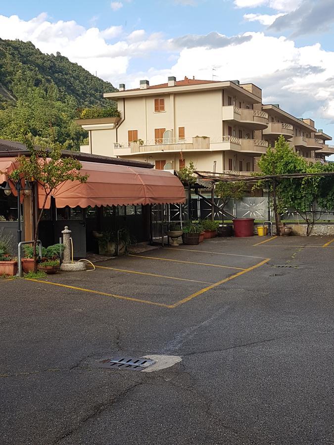 Macloud Pub B&B サルニコ エクステリア 写真