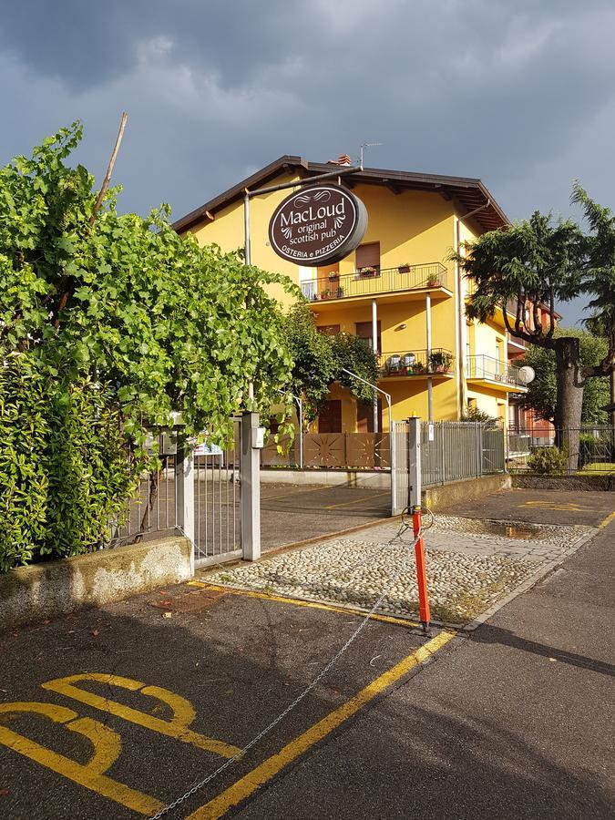 Macloud Pub B&B サルニコ エクステリア 写真