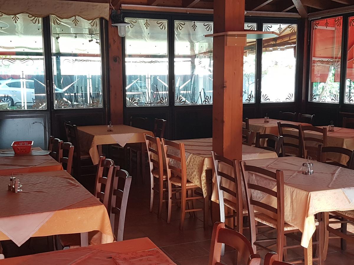 Macloud Pub B&B サルニコ エクステリア 写真